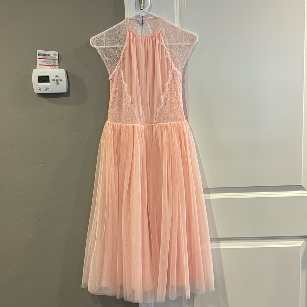 ASOS pink lace and tulle cocktail dress. Size 00.